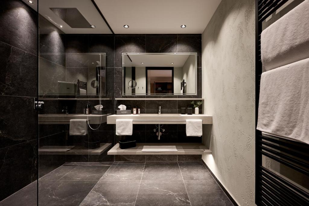 VALARA Alpine Art Hotel - 17