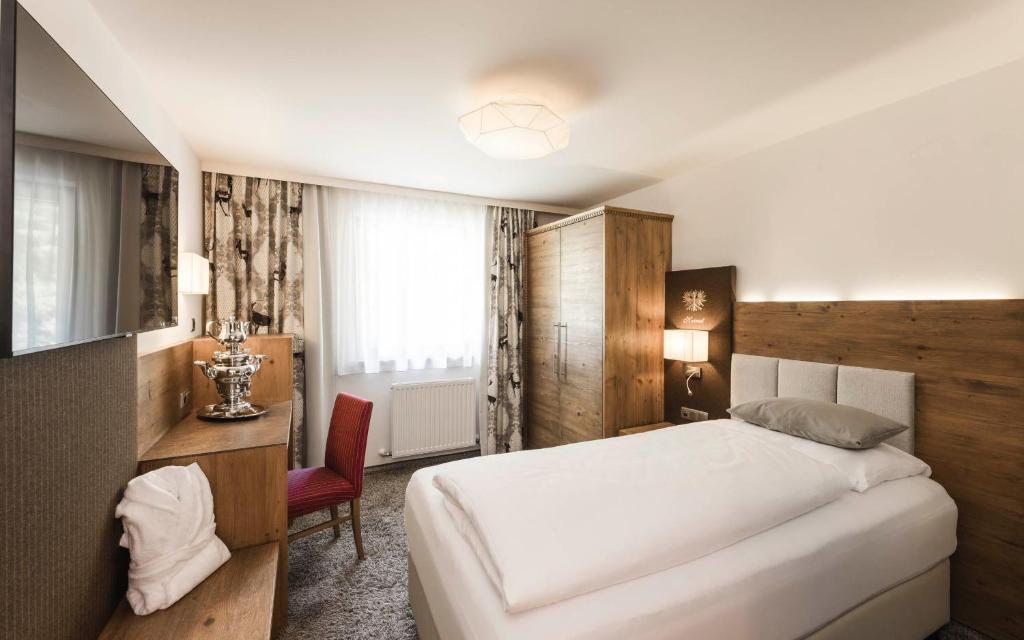 VALARA Alpine Art Hotel - 19