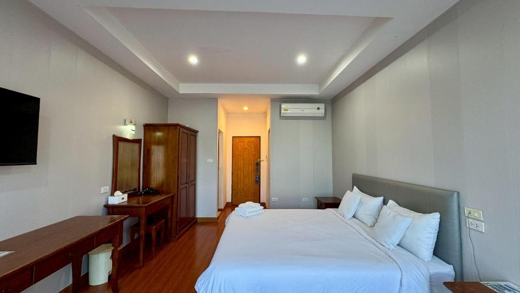 Baan Suan Khun Ta and Golf Resort - Deluxe Zimmer Mit Kingsize-Bett