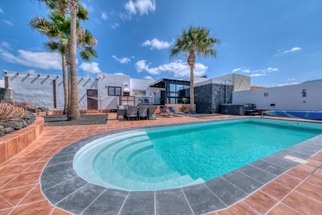 Villa Salaria in Paradise-Private pool