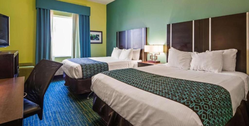 Best Western Plus Carrizo Springs Inn & Suites - Kamer Met Kingsize Bed - Niet-Rokers