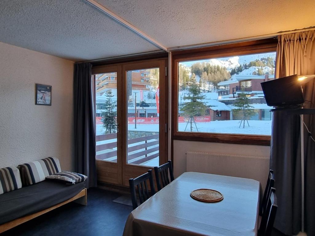 Studio divisible, ski aux pieds, terrasse, animaux admis