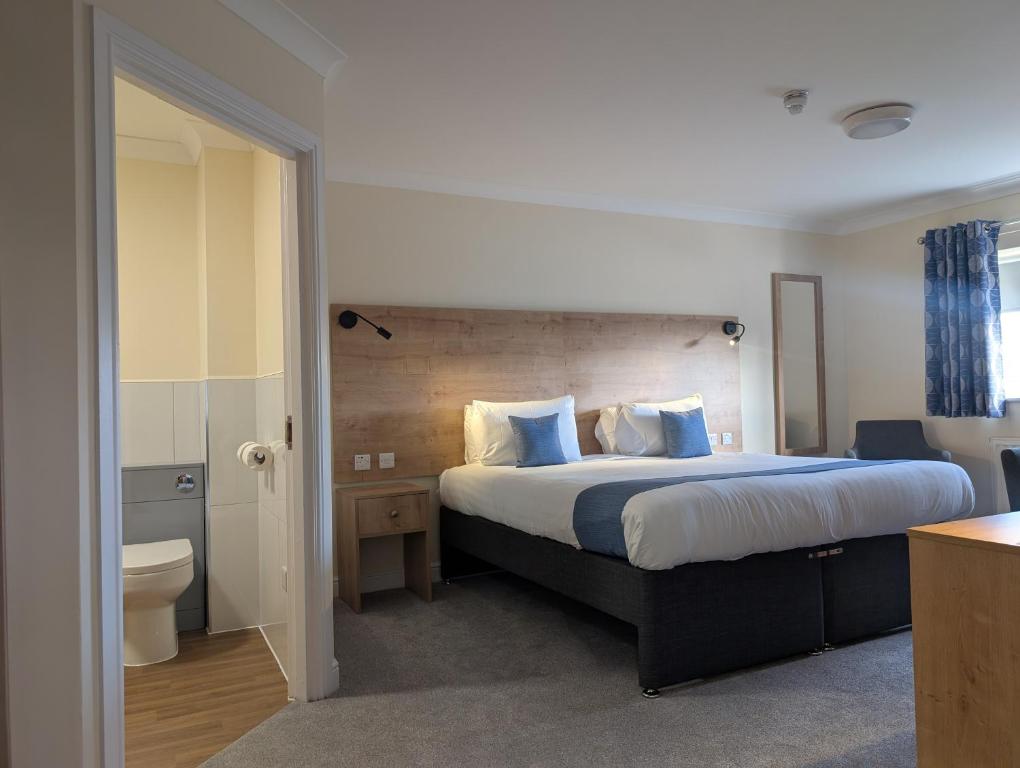 Southview Park Hotel - 