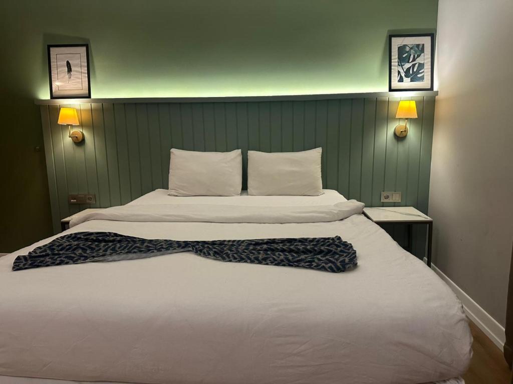 OTTO X Hotel - Budget Double Room