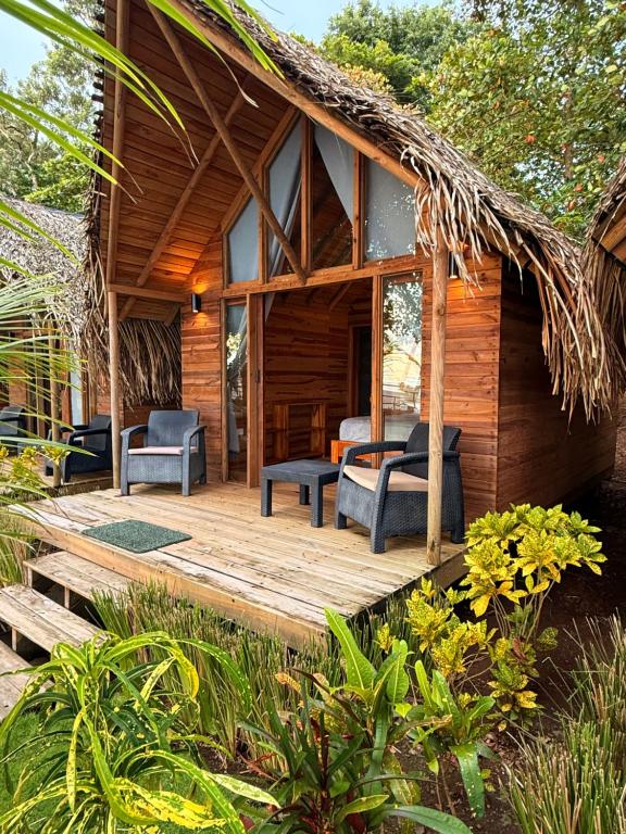 Hotel Oasis & Surf Camp, Santa Catalina (updated prices 2026)
