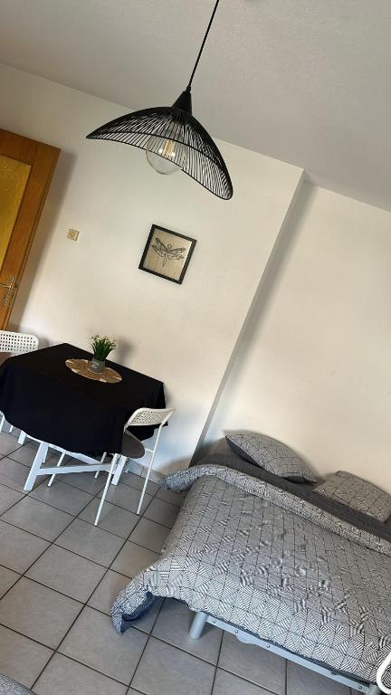Studio calme, parking, wifi, Netflix – photo 6
