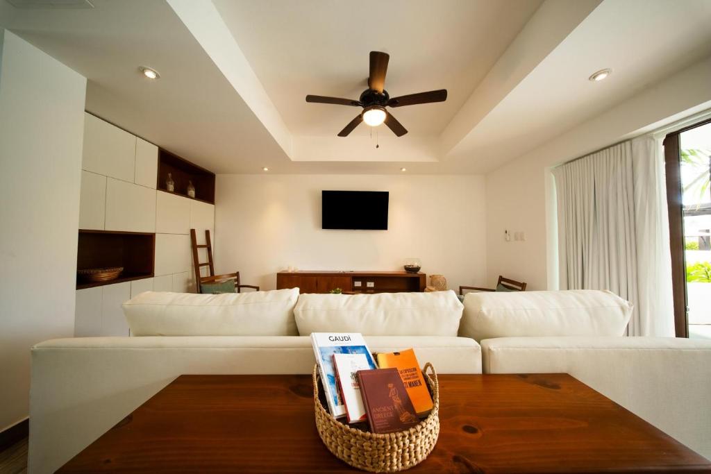 Villa with Jacuzzi and pool view in Monterrico