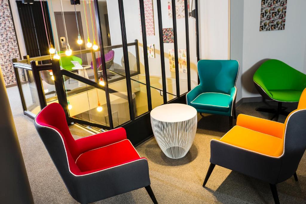 Hôtel Paris Vaugirard - Resim 36