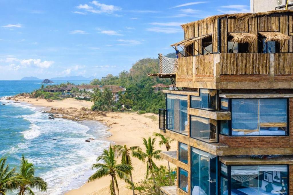 Mira Bãi Xếp Quy Nhơn - The Hidden Jewel