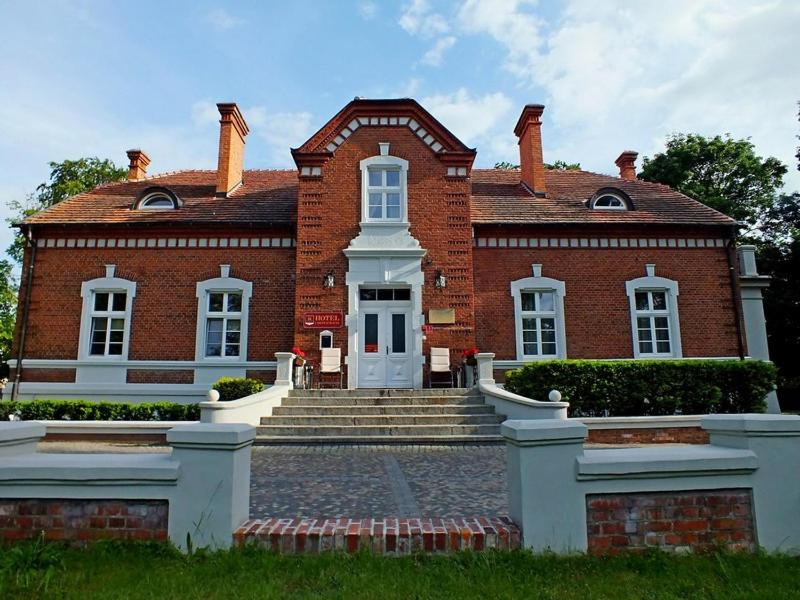 Dom Pracy Twórczej - Housity