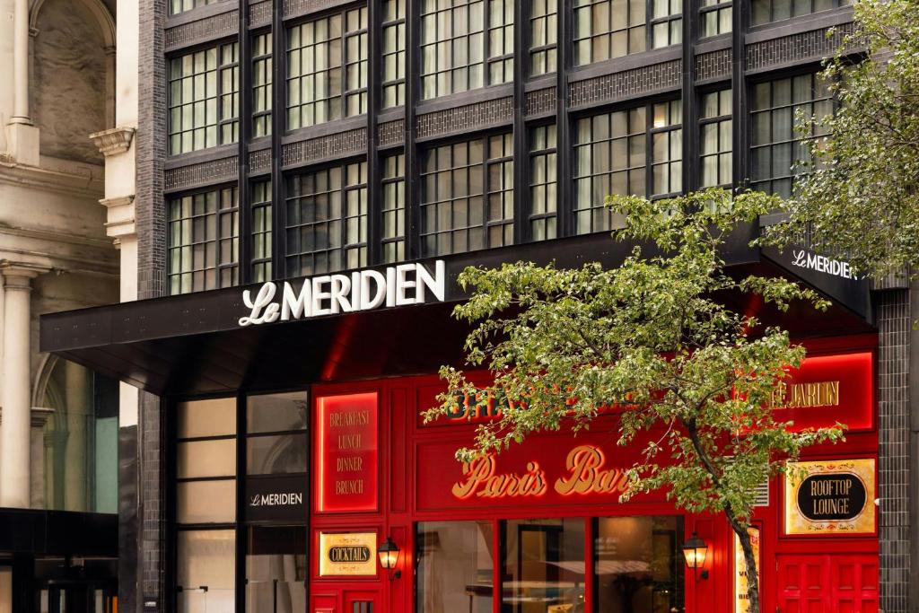 a store in front of a building at Le Meridien New York, Central Park in New York