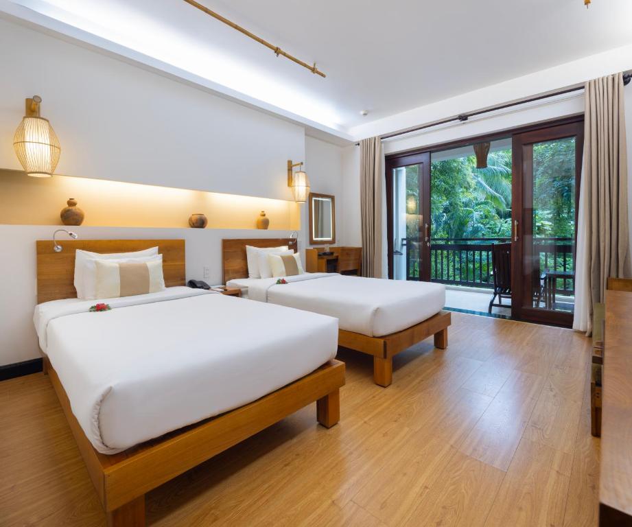 Nova Double or Twin Room with Private Balcony