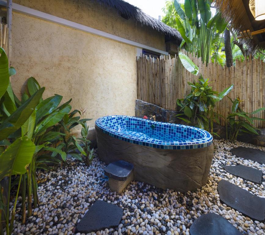 Serene Oasis Bungalow with Garden View