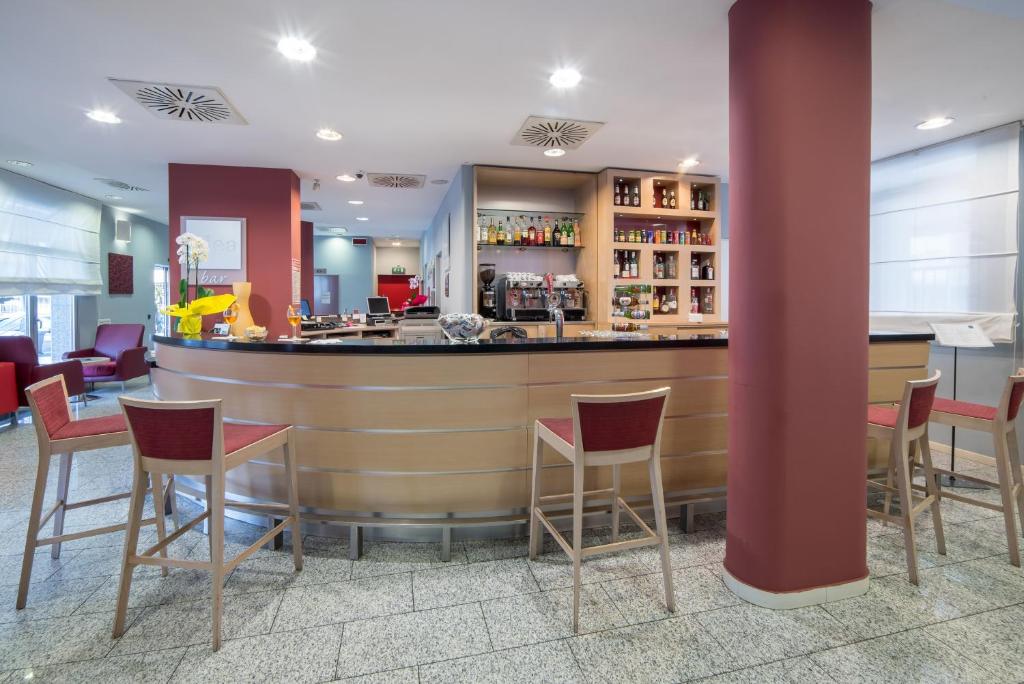 Idea Hotel Torino Mirafiori italokat is kínál