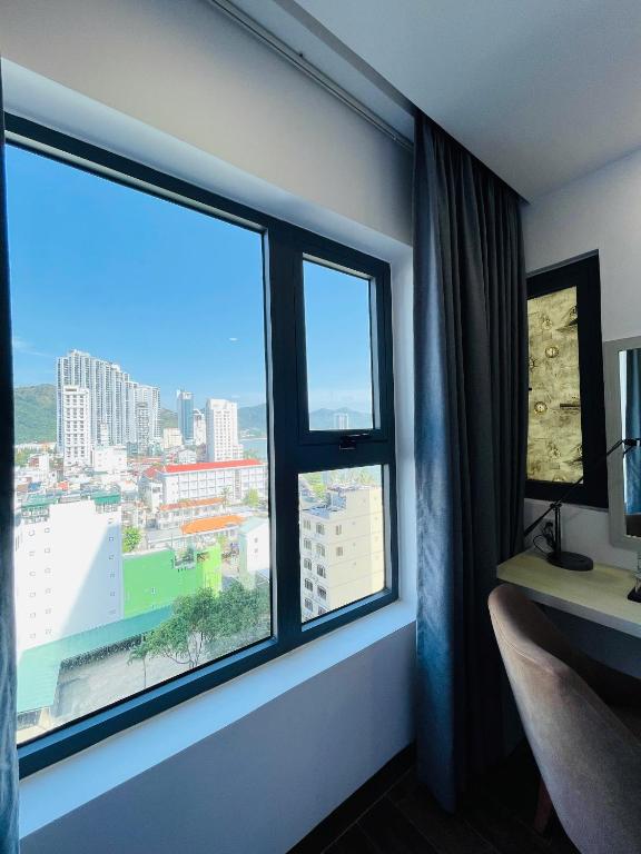 Phòng Deluxe Giường Đôi/2 Giường Đơn Nhìn Ra Thành Phố