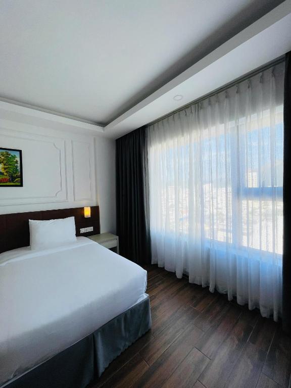 Phòng Deluxe Giường Đôi/2 Giường Đơn Nhìn Ra Thành Phố