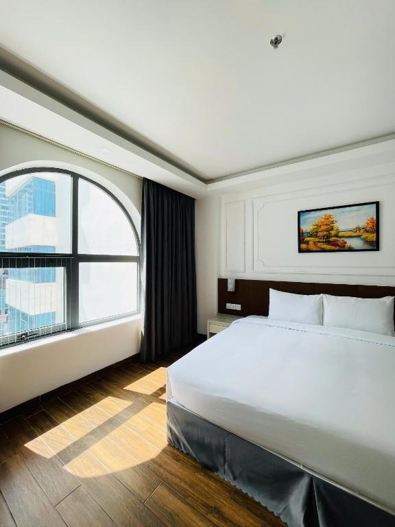 Phòng Deluxe Giường Đôi/2 Giường Đơn Nhìn Ra Thành Phố
