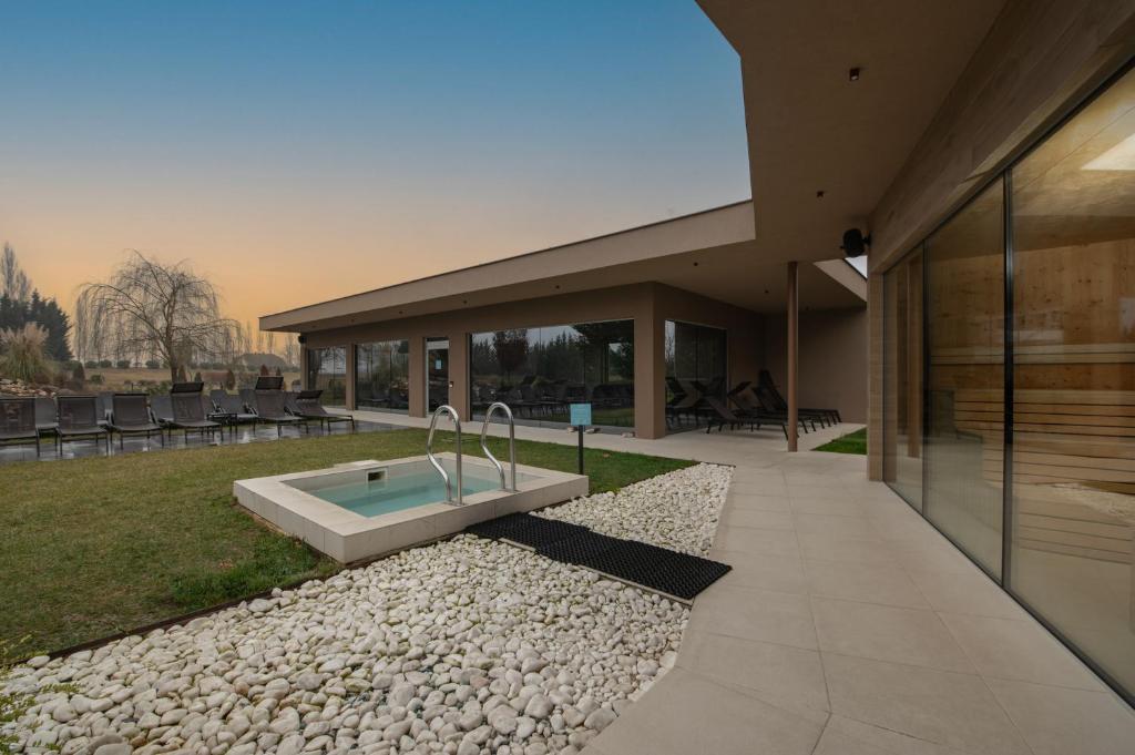 Mjus Resort & Thermal Park - Housity