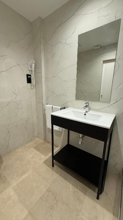 Hotel Ciudad de Navalcarnero - Standard Double Or Twin Room