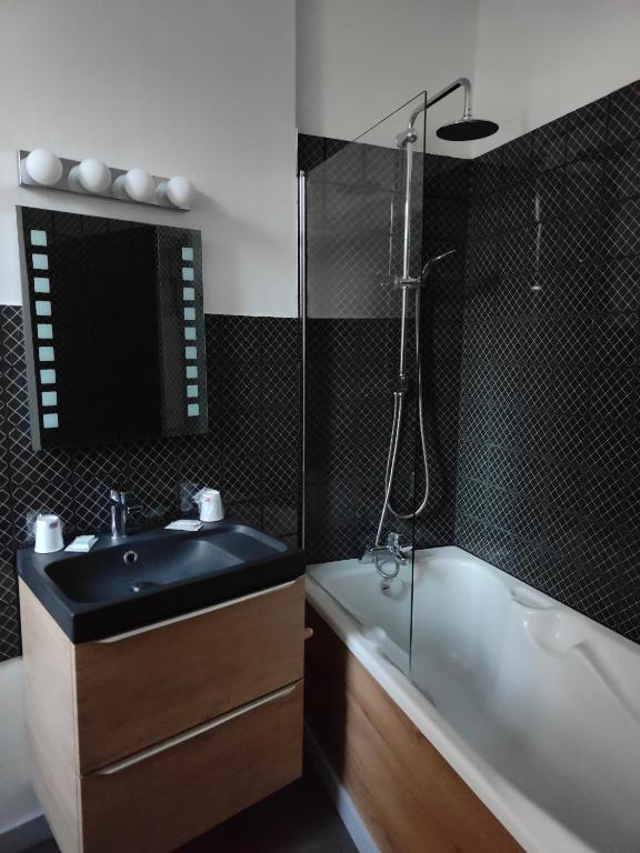 Hotel Au Val Doré - Twin Room