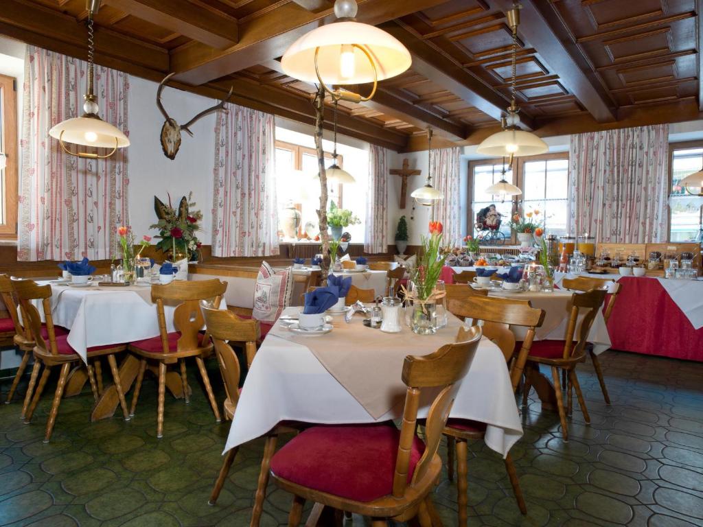 Restaurace v ubytování Gasthof Metzgerei Stöberl