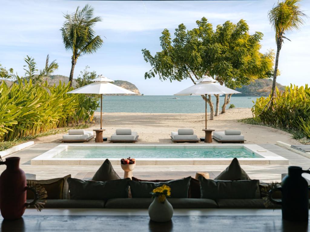 a view of the beach from the villa at Kuara Lombok in Bumbang