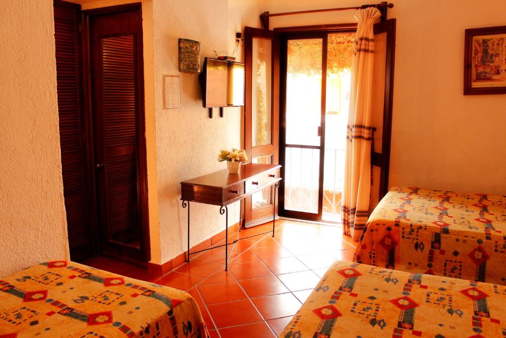 Hotel Maela - 