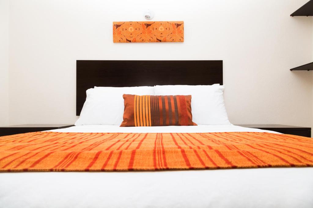 Postel nebo postele na pokoji v ubytování Inn Express Hotel Tula