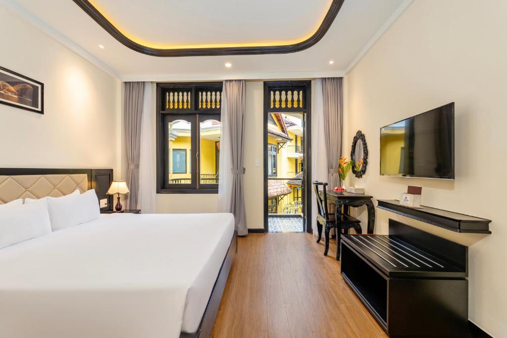 Suite Gia Đình Deluxe