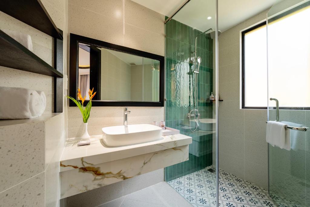 Phòng Superior Giường Đôi Nhìn Ra Vườn