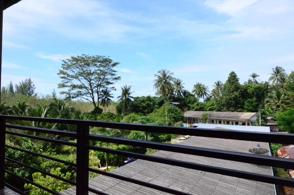 Balkón nebo terasa v ubytování Khaolak Suthawan Resort - SHA Plus