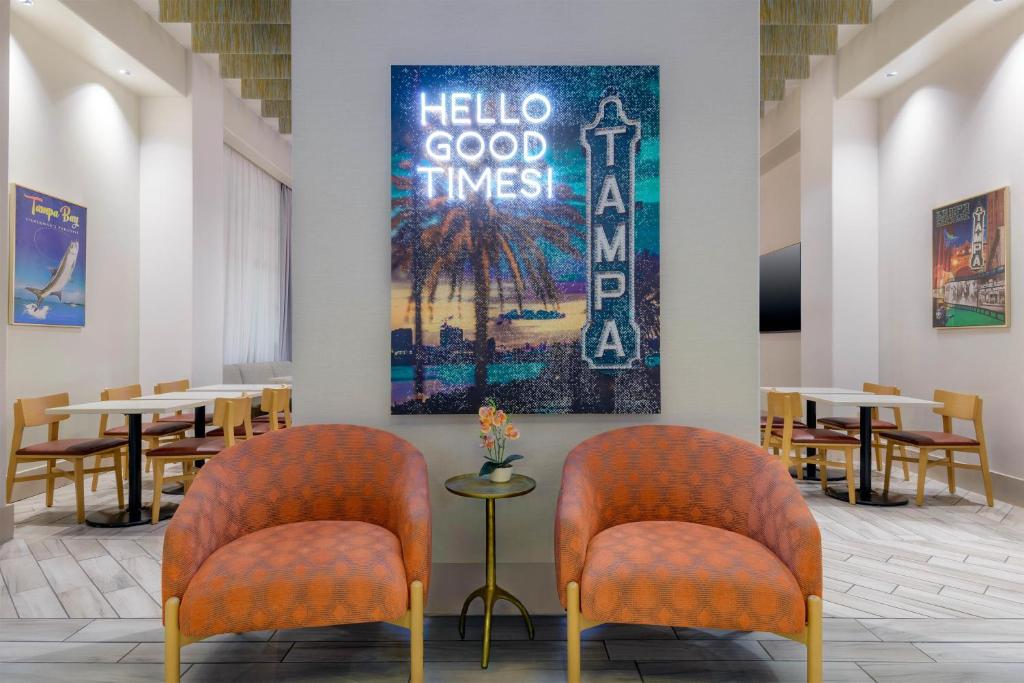 Hampton Inn & Suites Tampa Airport Avion Park Westshore photo