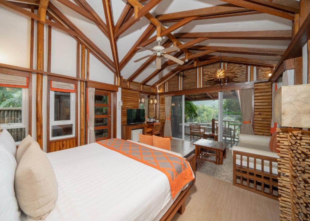 Home Phutoey River Kwai Hotspring & Nature Resort - Villa Onsen Con Vista Sul Fiume