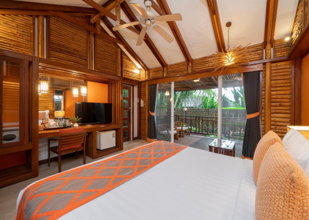 Home Phutoey River Kwai Hotspring & Nature Resort - Villa Onsen Deluxe