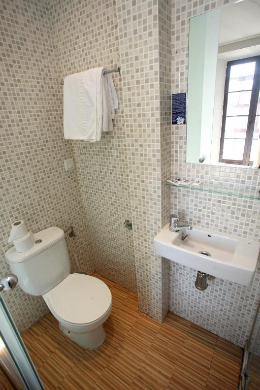 A bathroom at Hostal Centro