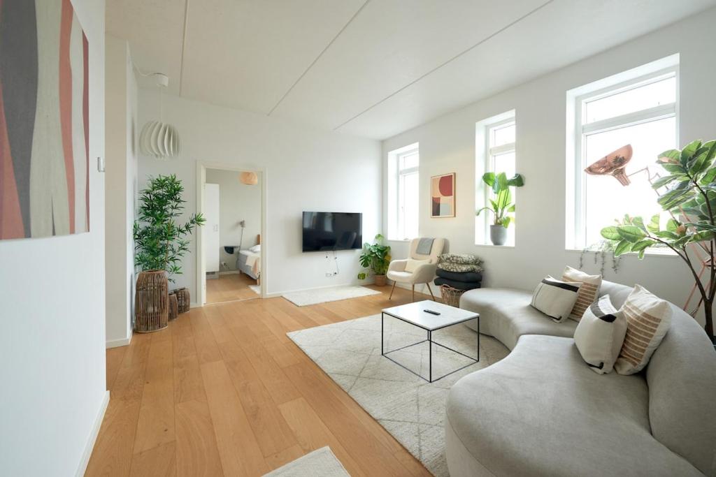 Curated visual reference: Penthouses With Private Parking Scandinavian Design Reference: Penthouse With Seaview Free Parking Copenhague Precios Actualizados