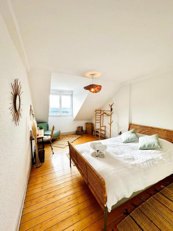 Loft vintage - spacieux 155 m2 - 4 chambres - Parking, Netflix, Wifi Fibre – photo 7