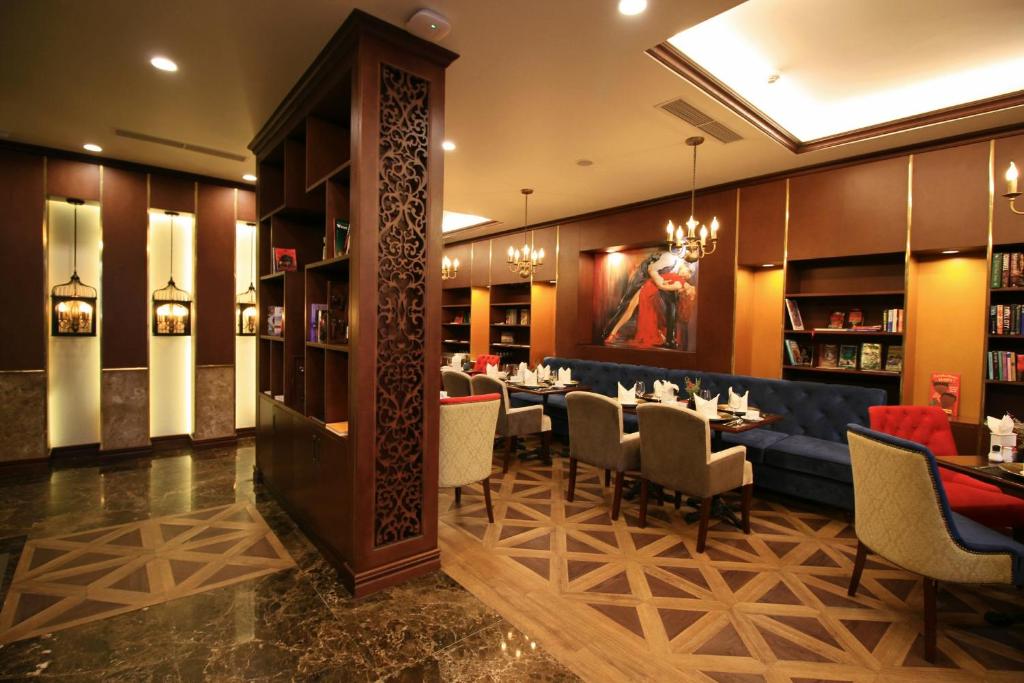 The Scarlett Boutique Hotel - 2