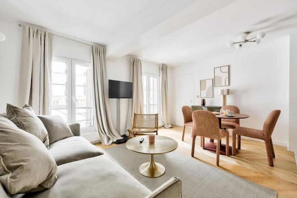 Appartement design Face au Musee Grevin
