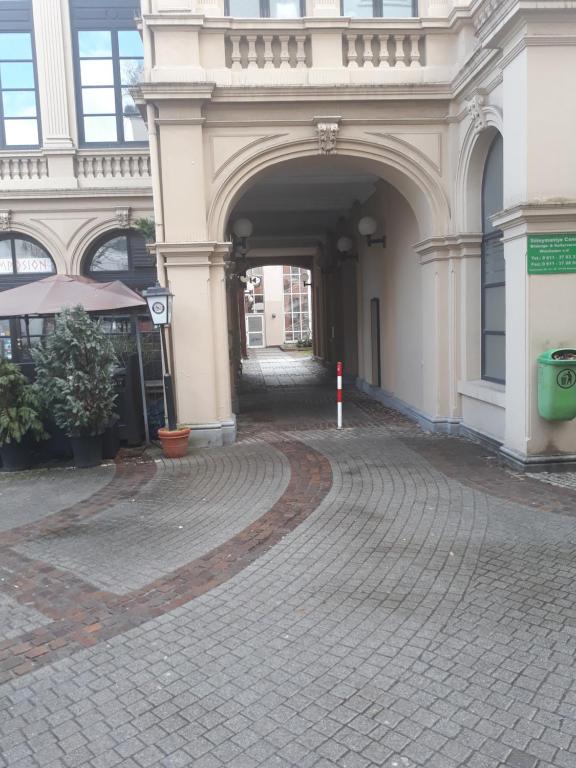 1 Zimmer Wohnung mit der Terrasse in der Innenstadt - Housity