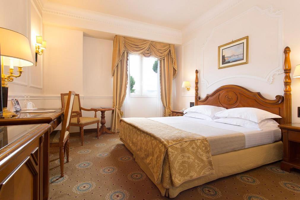 Grand Hotel Vanvitelli - Double Room (1 Adult)