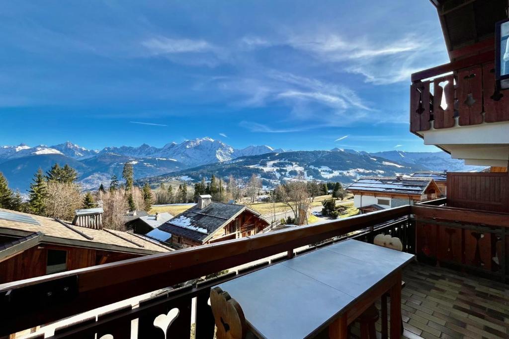 Stay in the mountains with stunning views