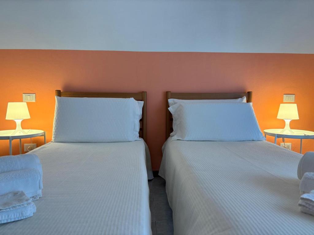 Da Filippo B&B - Twin Room With Private Bathroom