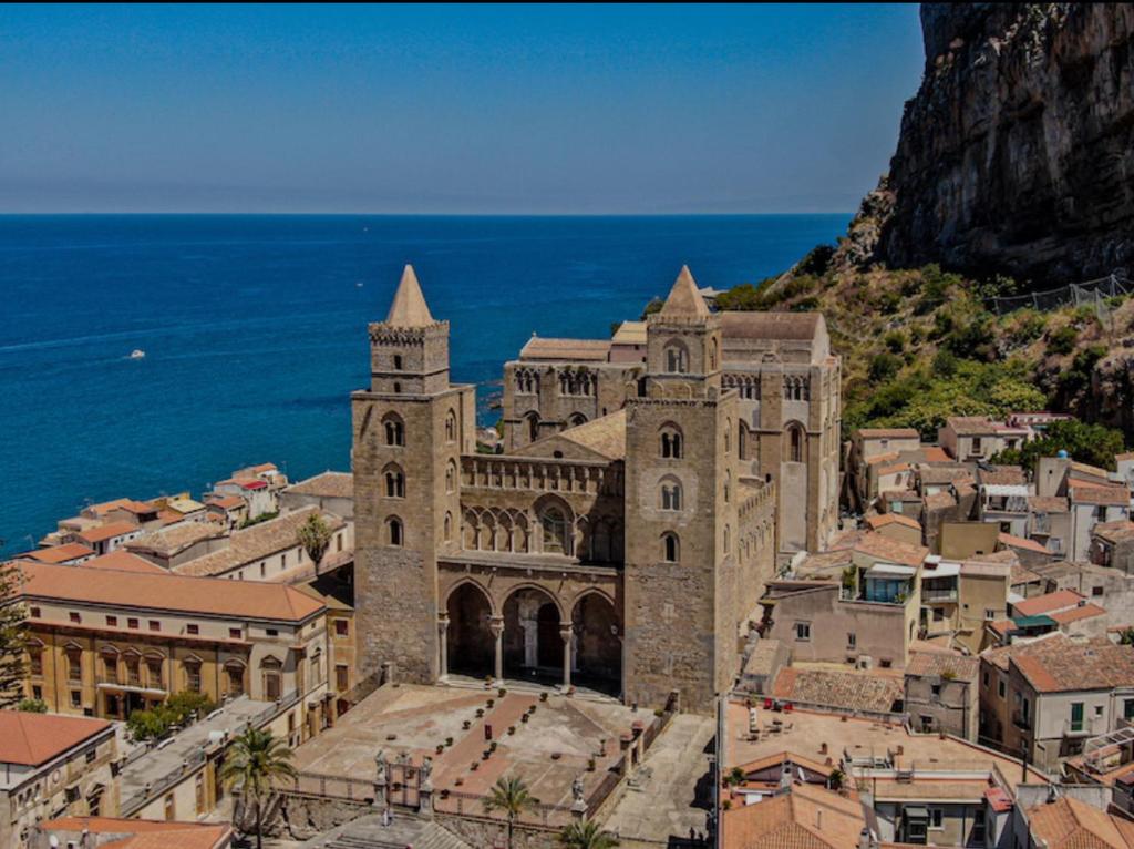 La piazza è mia - 19