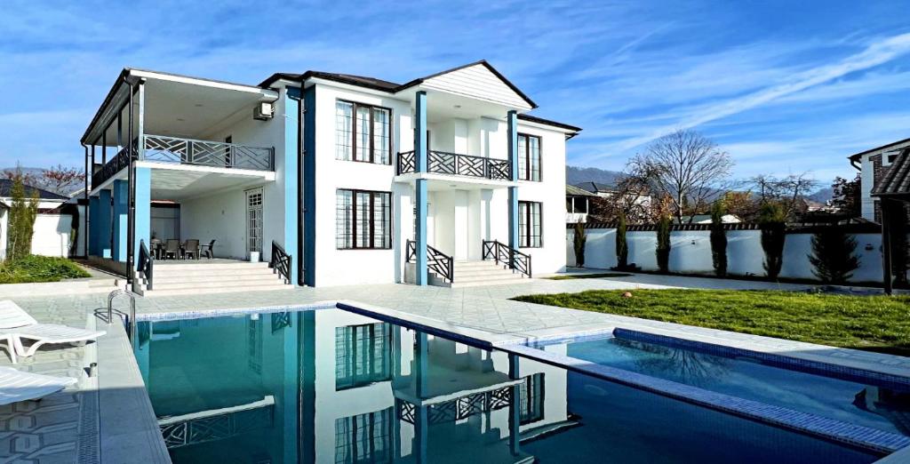 Qafqaz White Villa