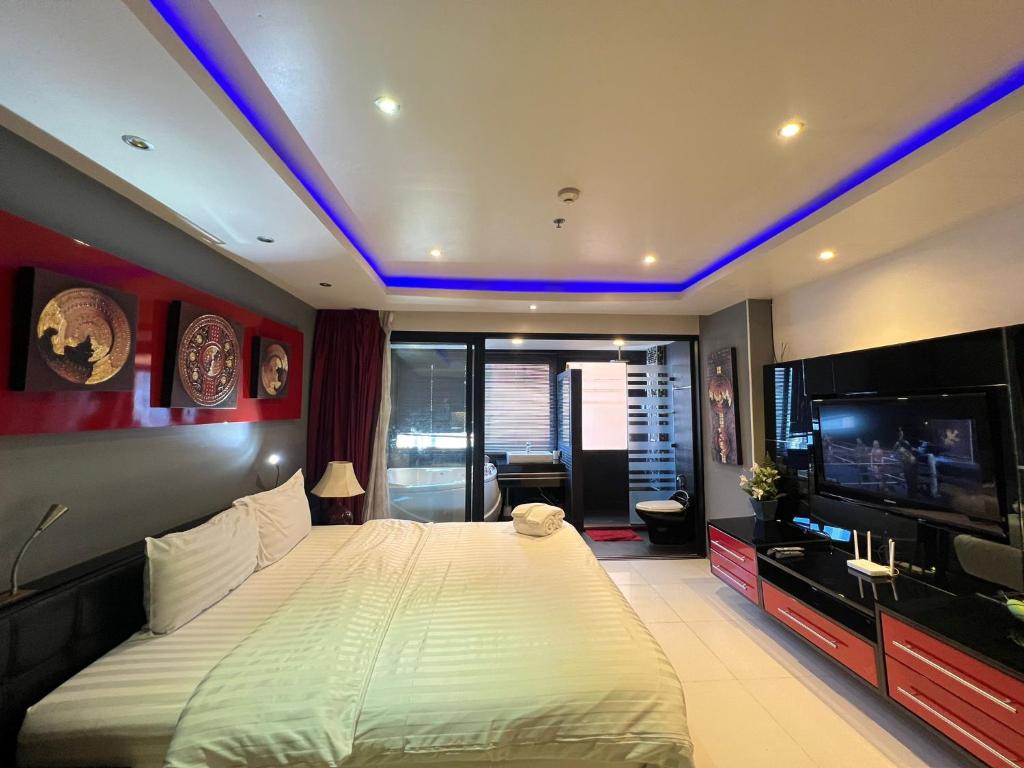 فضای داخلی Patong Condo Tub, Roof Pool & 2-min to Beach در پوکت - تصویر ۳
