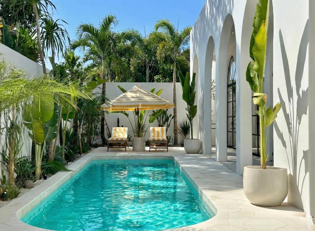 Dolce villas in Bingin - 11