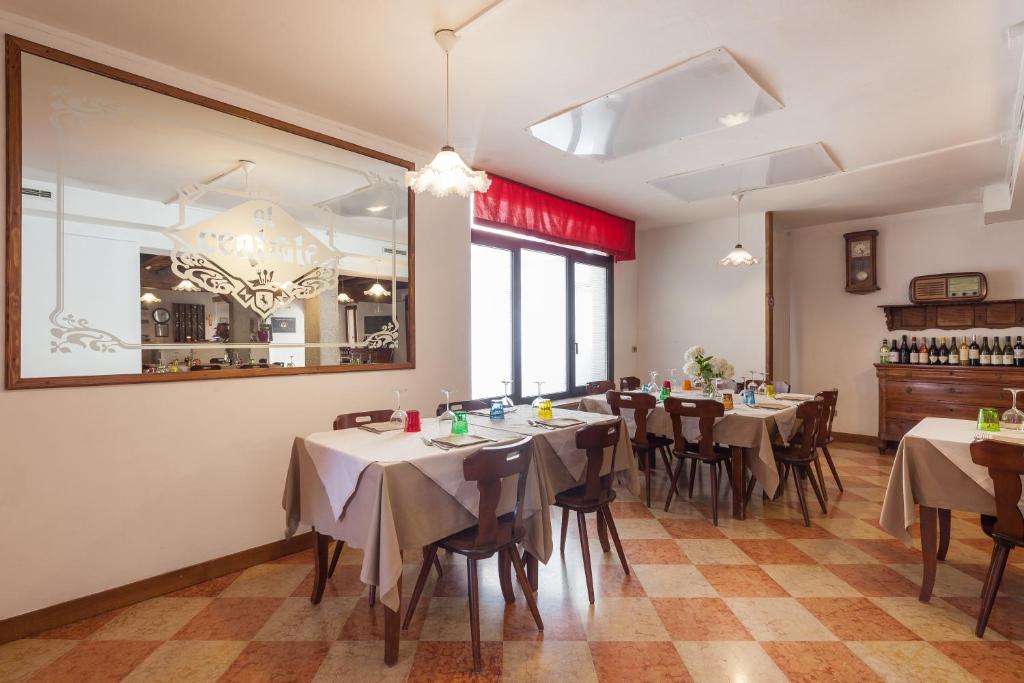 Locanda Al Centrale italokat is kínál
