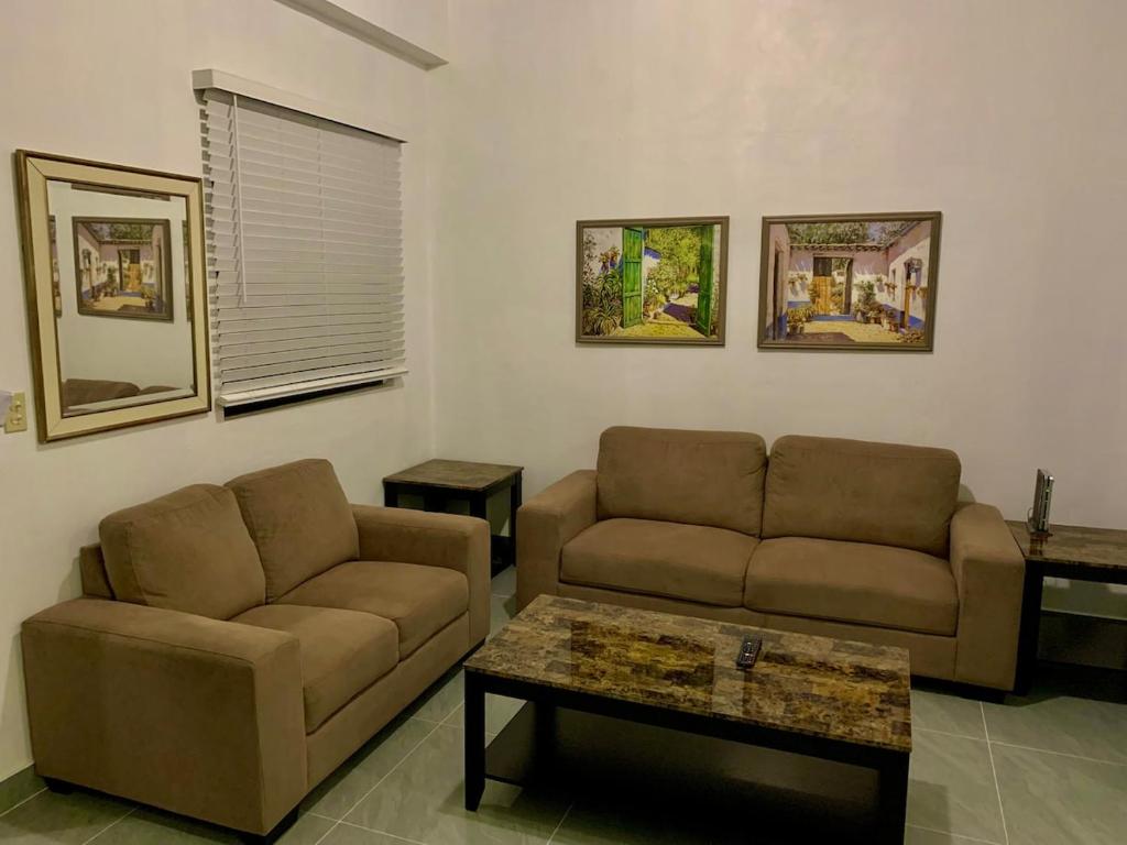 Peaceful 1 Bedroom, 1 bathroo villa in Latte heights and Dededo