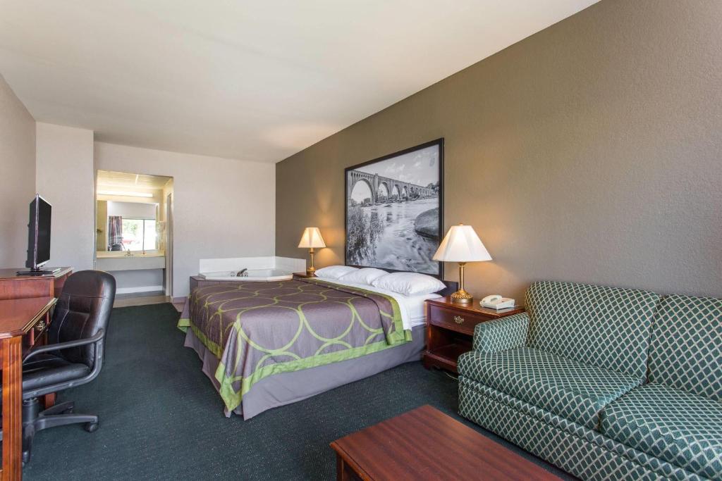 Super 8 by Wyndham Petersburg - Suite Monolocale King - Non Fumatori